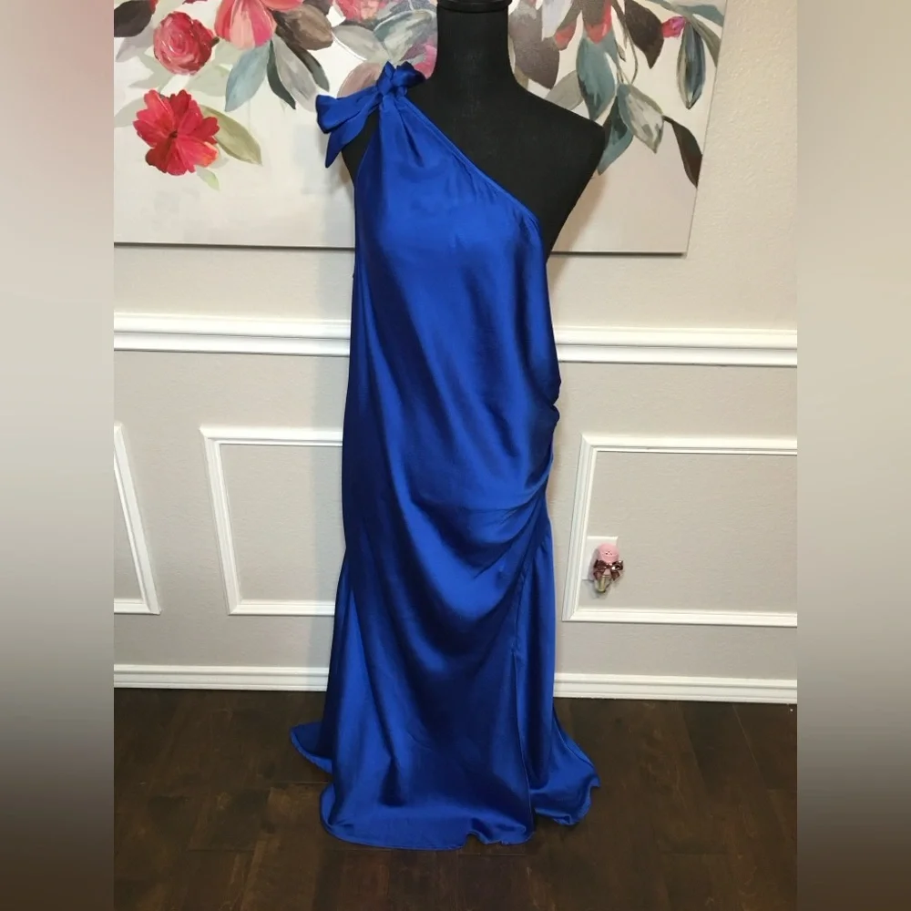 One Shoulder Ruched Dress - Picture 8 of 14